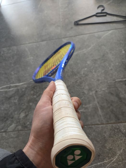 Тенис ракета Yonex