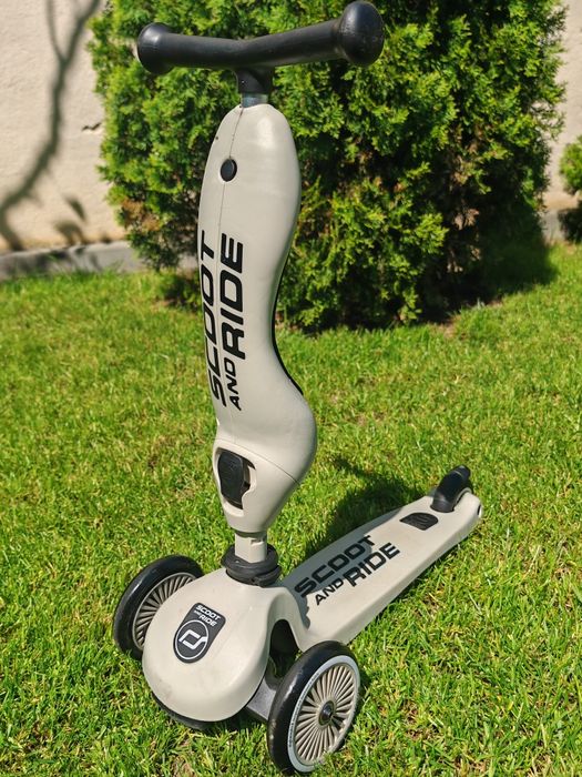 Trotineta tricicleta Scoot and Ride stare Impecabila