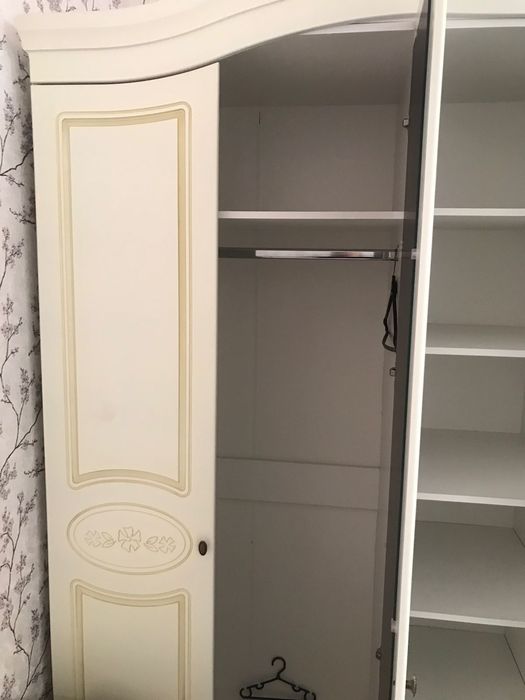 Спальный гарнитур сатылады продается