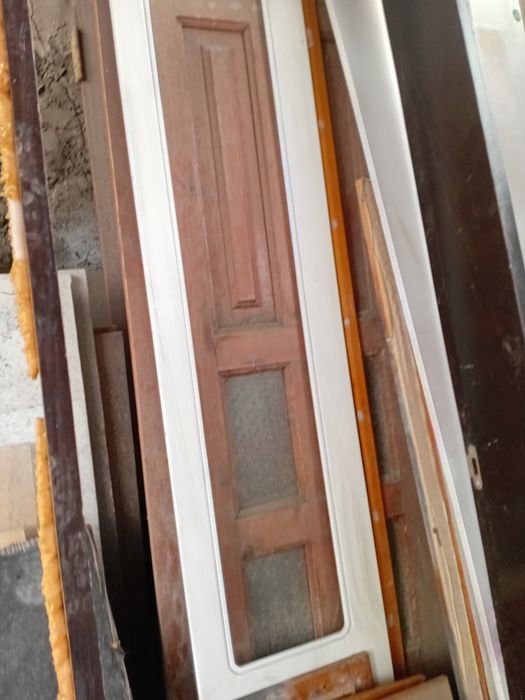 Двери шкаф,даром