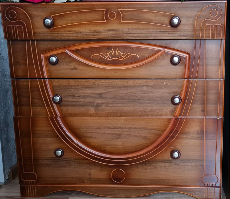 Спальный гарнитур