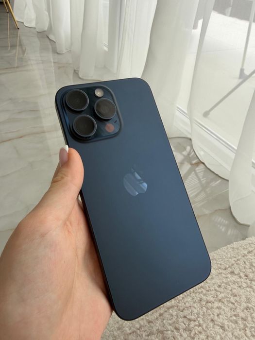 Iphone 15 pro max  256 GB Albastru