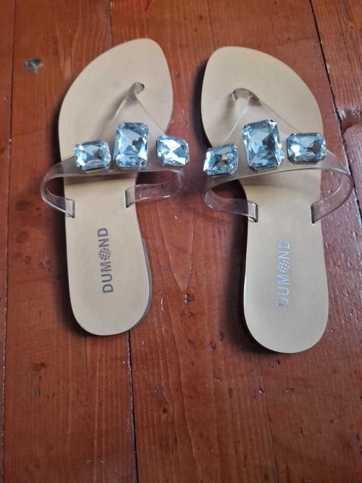 Papuci de vara eleganti cu pietre