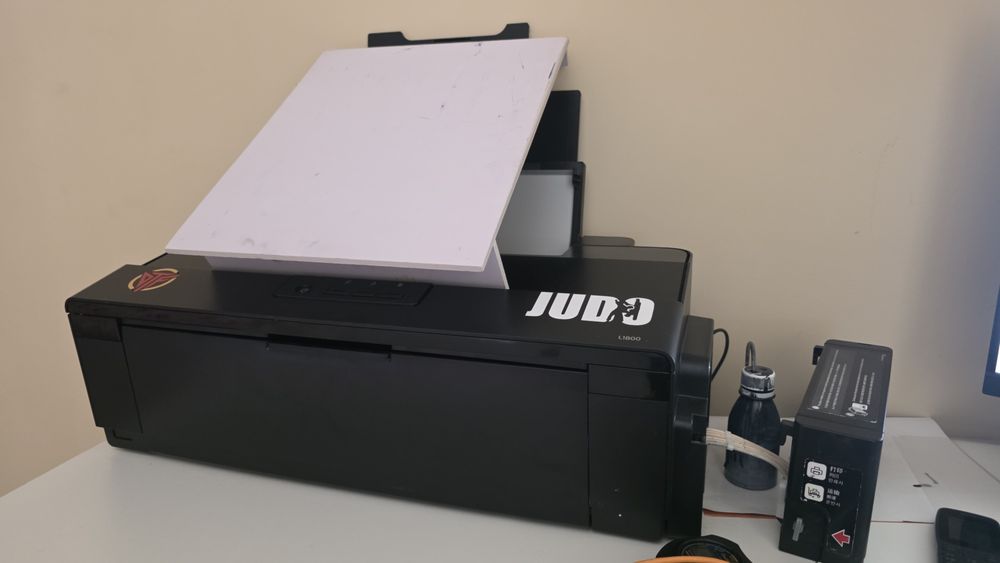 Epson L1800 принтер