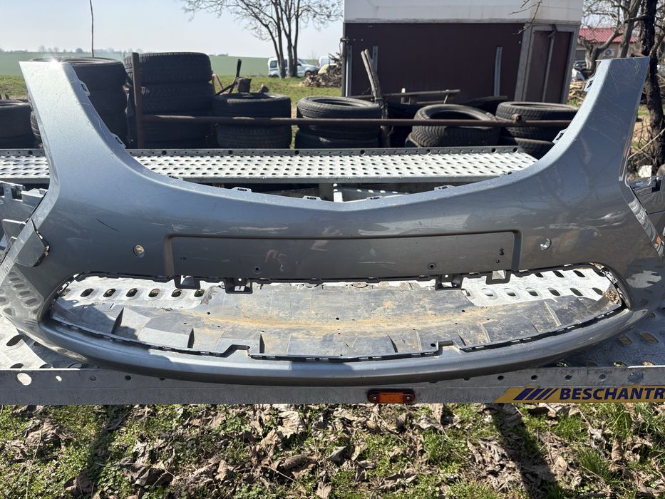 Предна броня за Opel Zafira C / Опел Зафира Ц