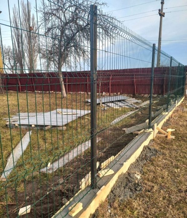 Vând garduri si porti