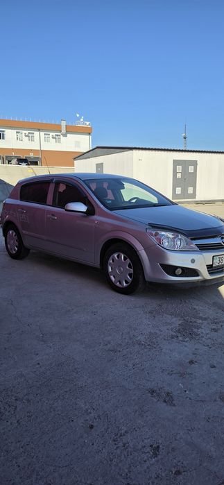 Опель Астра Н 1.6