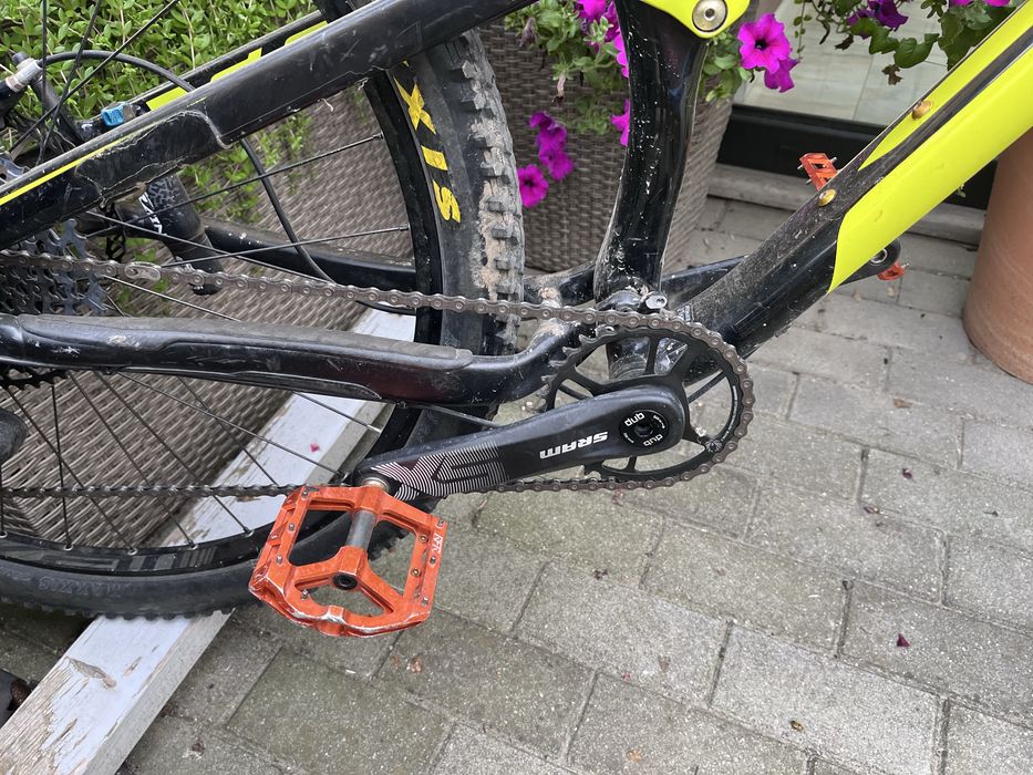 Vand specialized epic unic proprietar putin  timp folosita