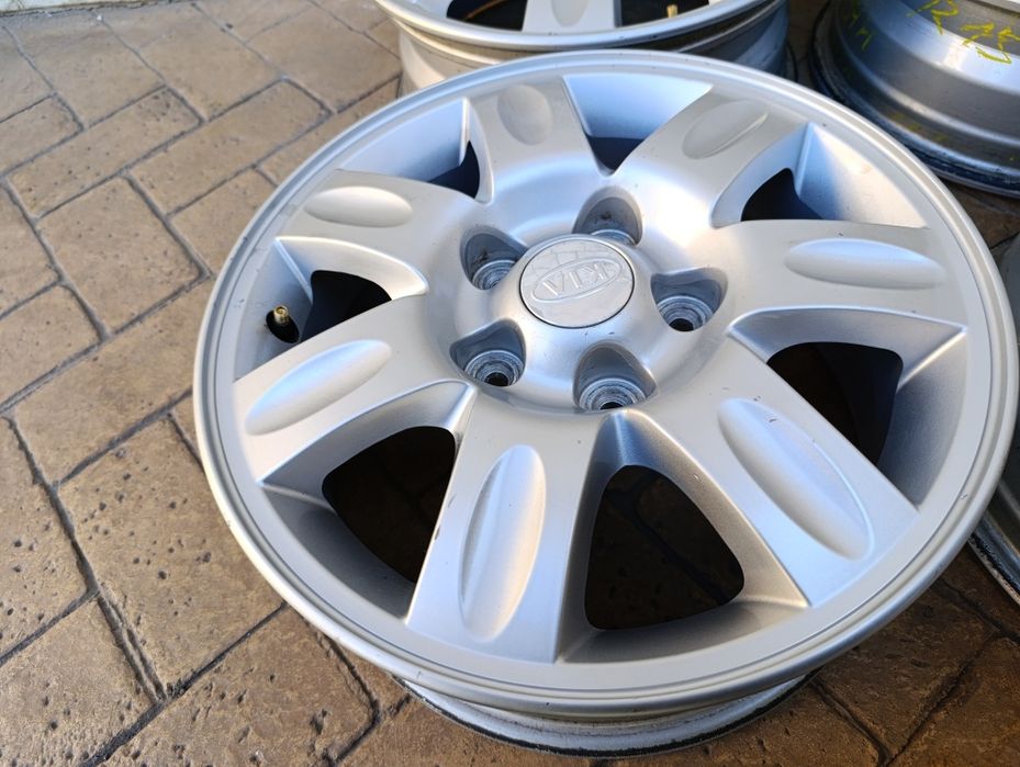 Оригинални джанти за Кия 5х114.3 15 цола