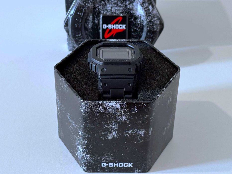 Бартер! 22м.Гаранция! CASIO G-SHOCK 5600 / Origin Solar / Bluetooth