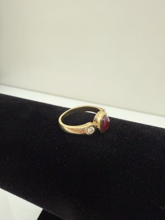 Inel cu diamante si rubine aur 14k