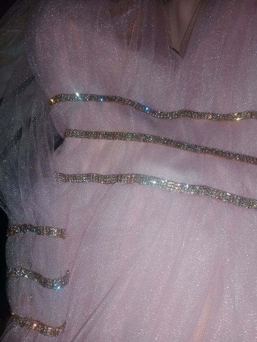 Вечернее платье в отличном состоянии