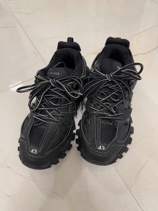 Balenciaga Track