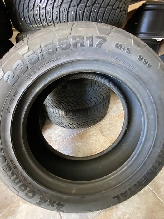 235/55/17/ Continental contact