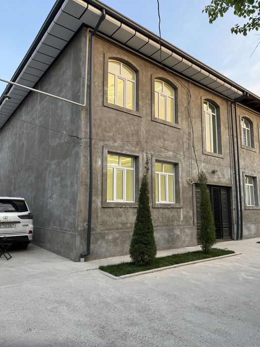 Yengi qurub bitqazilgan 7 xonaliy uy sotiladi