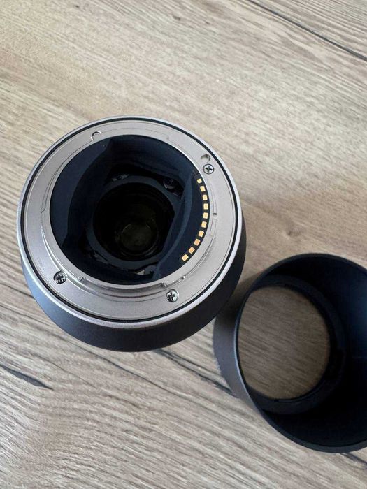 Tamron 70-300mm f/4.5-6.3 Di III RXD для Sony FE + фильтр