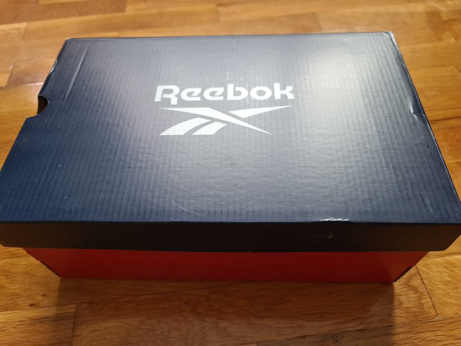 Детски обувки 38 номер Рийбок Reebok - кожени чисто нови