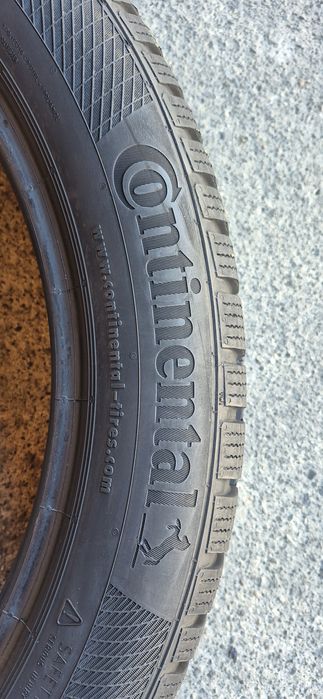 4 anvelope iarna ca si noi Continental 195/55/20.Pretul este pe bucata