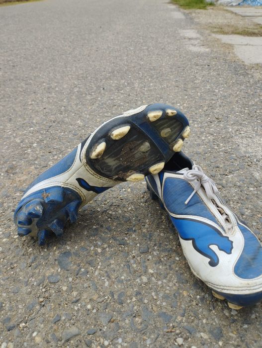 Crampoane fotbal puma Nr 41