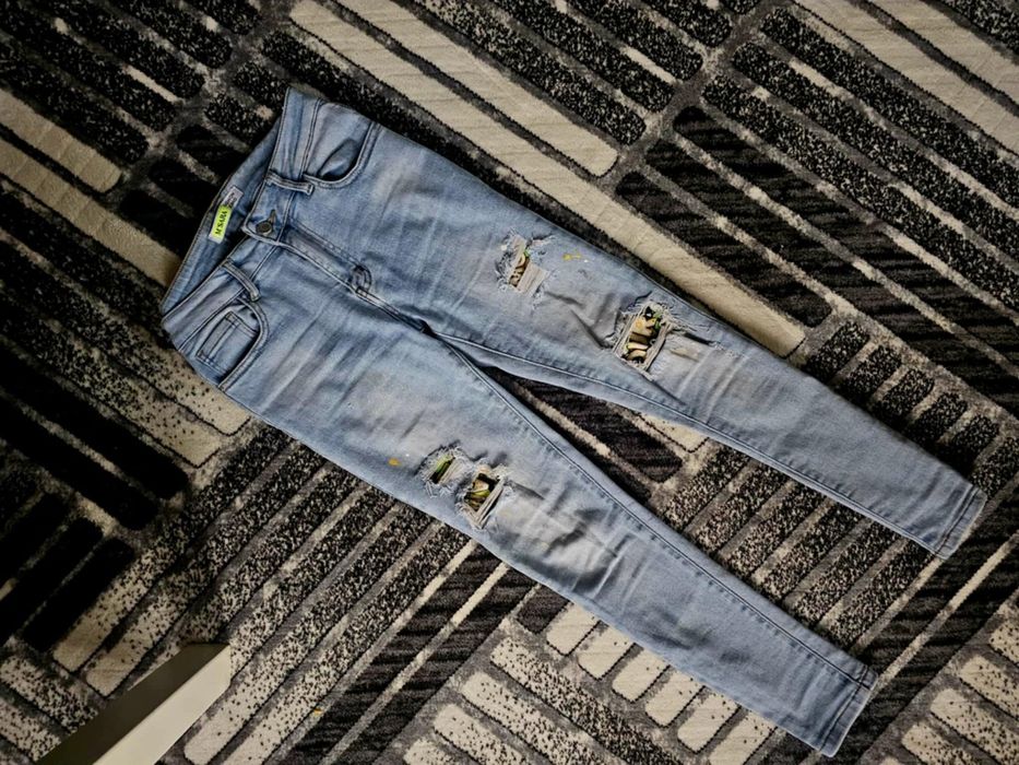 Лот дамски дънки