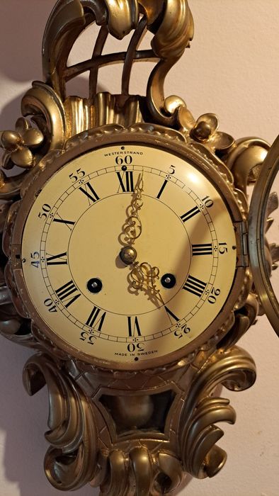 Ceas cu pendul de perete