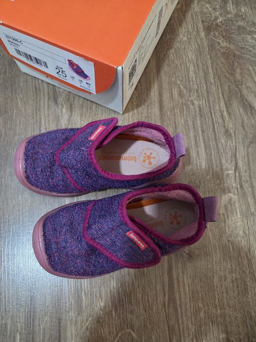 Кроссовки Biomecanics