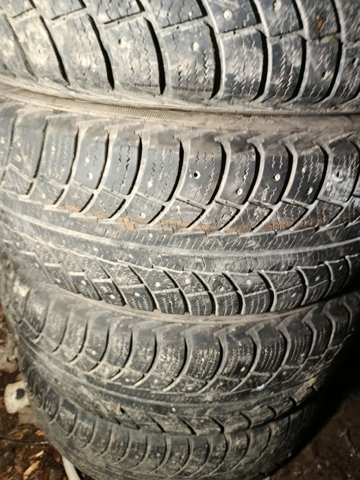 Продам резину  зимние