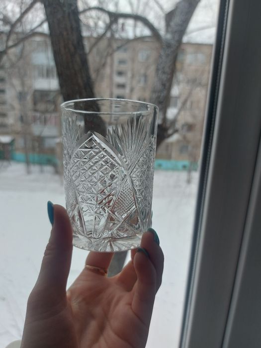 Продам хрустальные бокалы 6шт.