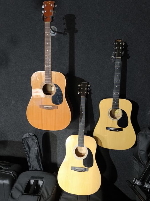 Chitari acustice si electroacustice!calitative ,de marca!