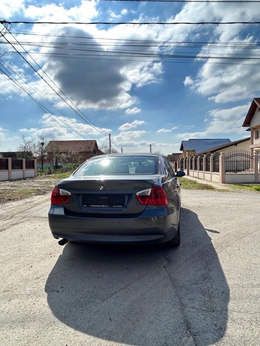 Bmw 320d e90 Manual !!Descrierea !!