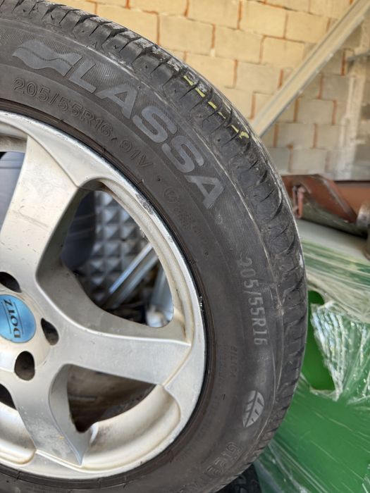 Летни гуми с джанти 205/55/r16 Mercedes