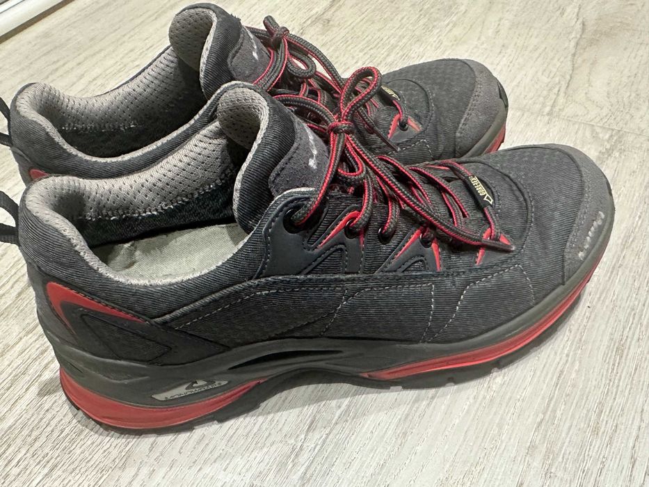 Туристически обувки Lowa FERROX GTX LO