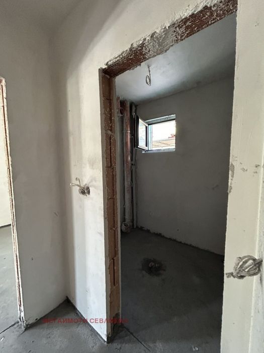 Продава се Едностаен апартамент в Севлиево - 37 кв.м за 510 €/кв.м - Снимка #3