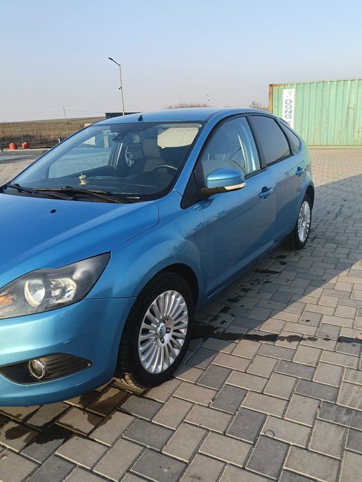 Vând Ford Focus Titanium