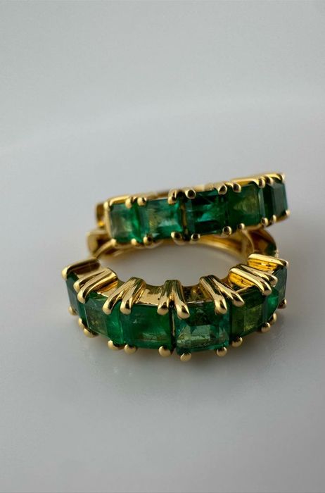 Продам серьги Изумруд