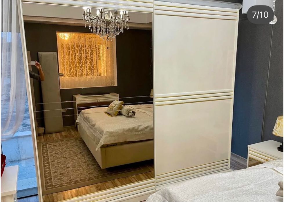 Спальный гарнитур