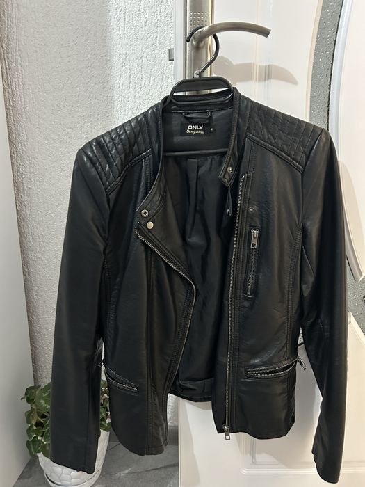 Кожено и дънково яке