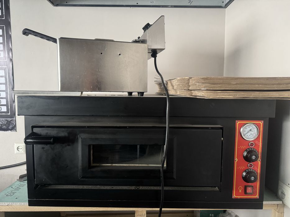 Пицца печь ишланган 3 ой олдин олинган почти янги