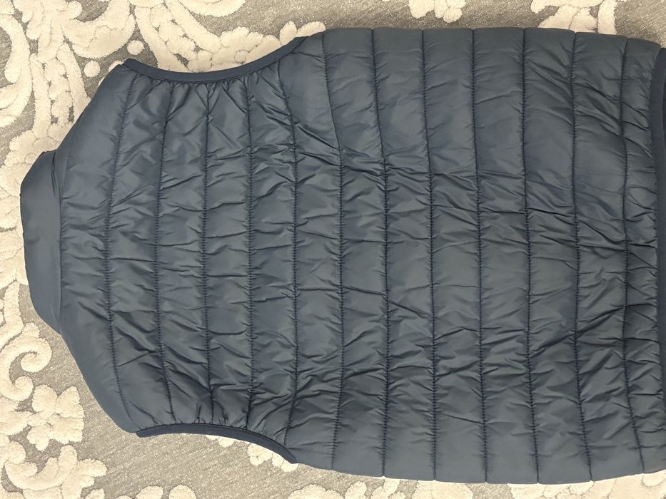 Продам безрукавку