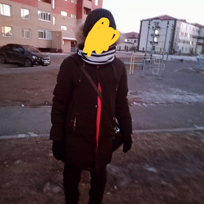 Продам зимнюю куртку на мальчика
