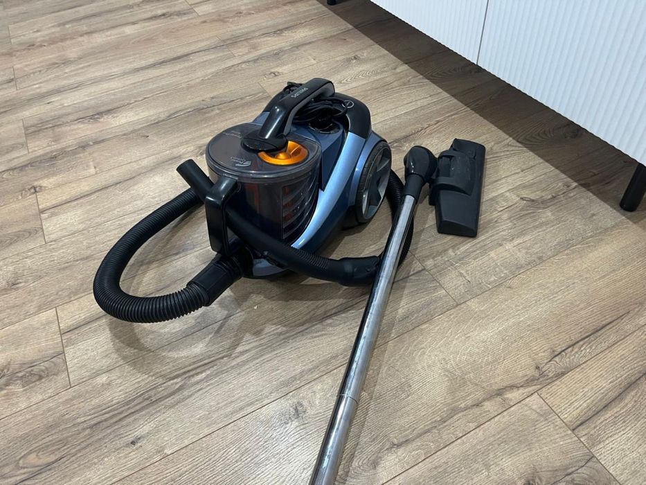 Пылесос Philips на запчати