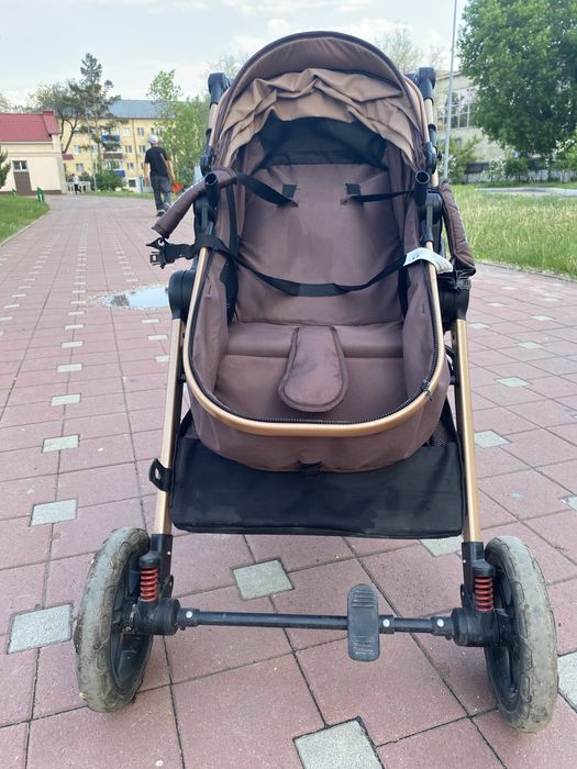Продам коляску в хорошем состоянии
