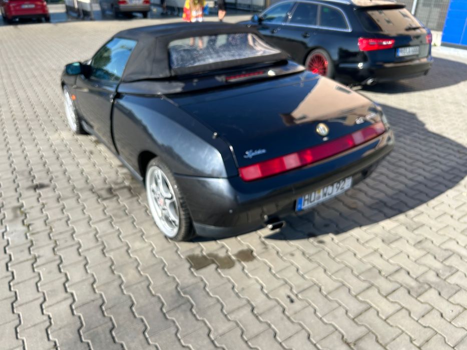 Alfa Romeo Spider 915