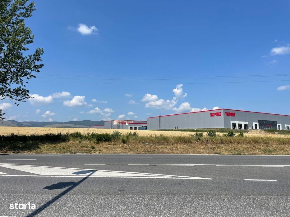 Teren de vânzare 60,000 mp, utilități disponibile