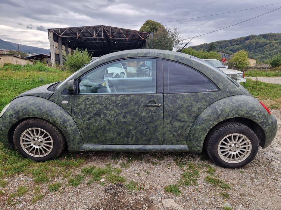 Vând Volkswagen beetle