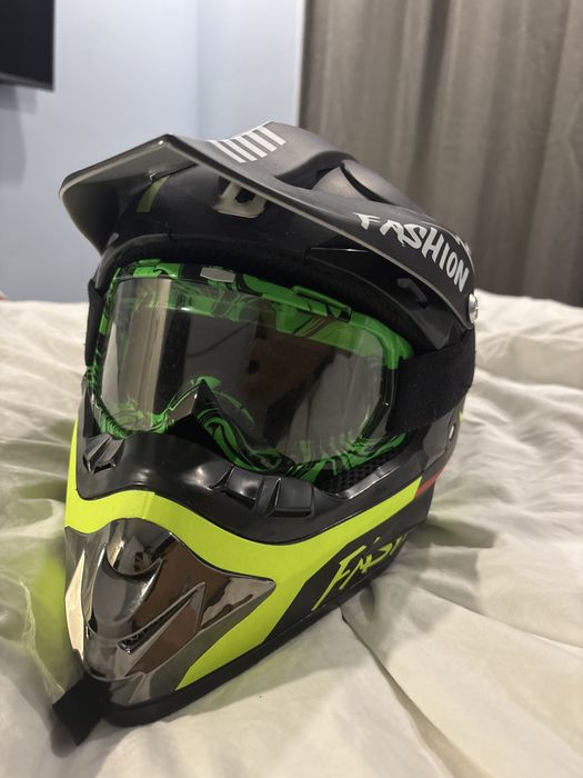 Каска за кросов мотор
