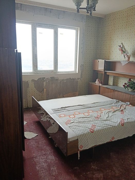 Тристаен апартамент