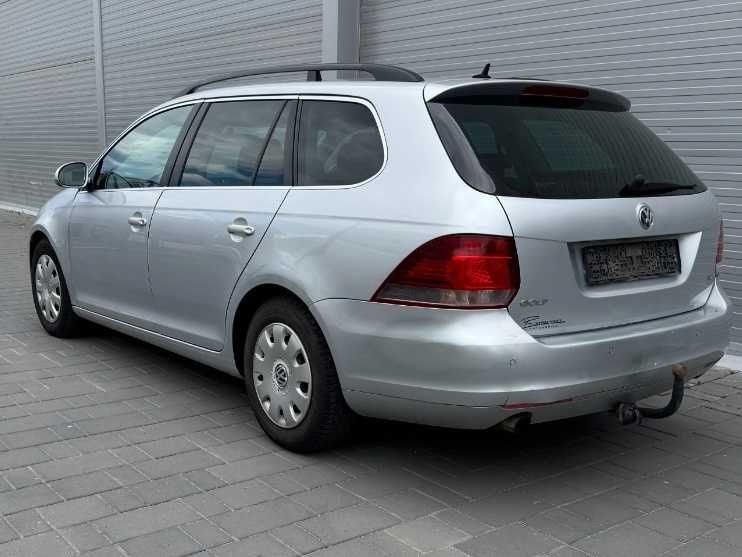 VW Golf 6 Variant 1.6 TDI 105 CP • 2012 • Climatronic • Scaune Încălzite