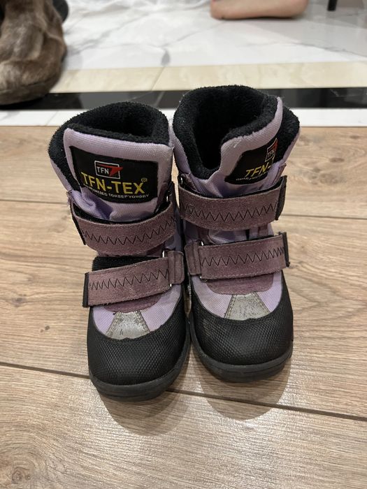 Продам детскую обувь осень весна