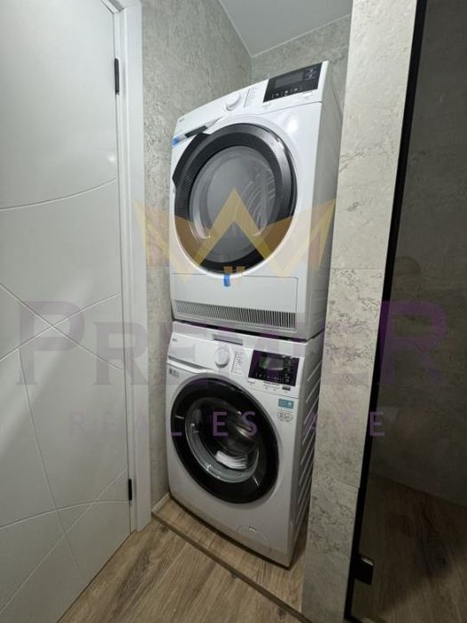 Продава се Двустаен апартамент в София, Малинова долина - 63 кв.м за 3572 €/кв.м - Снимка #11